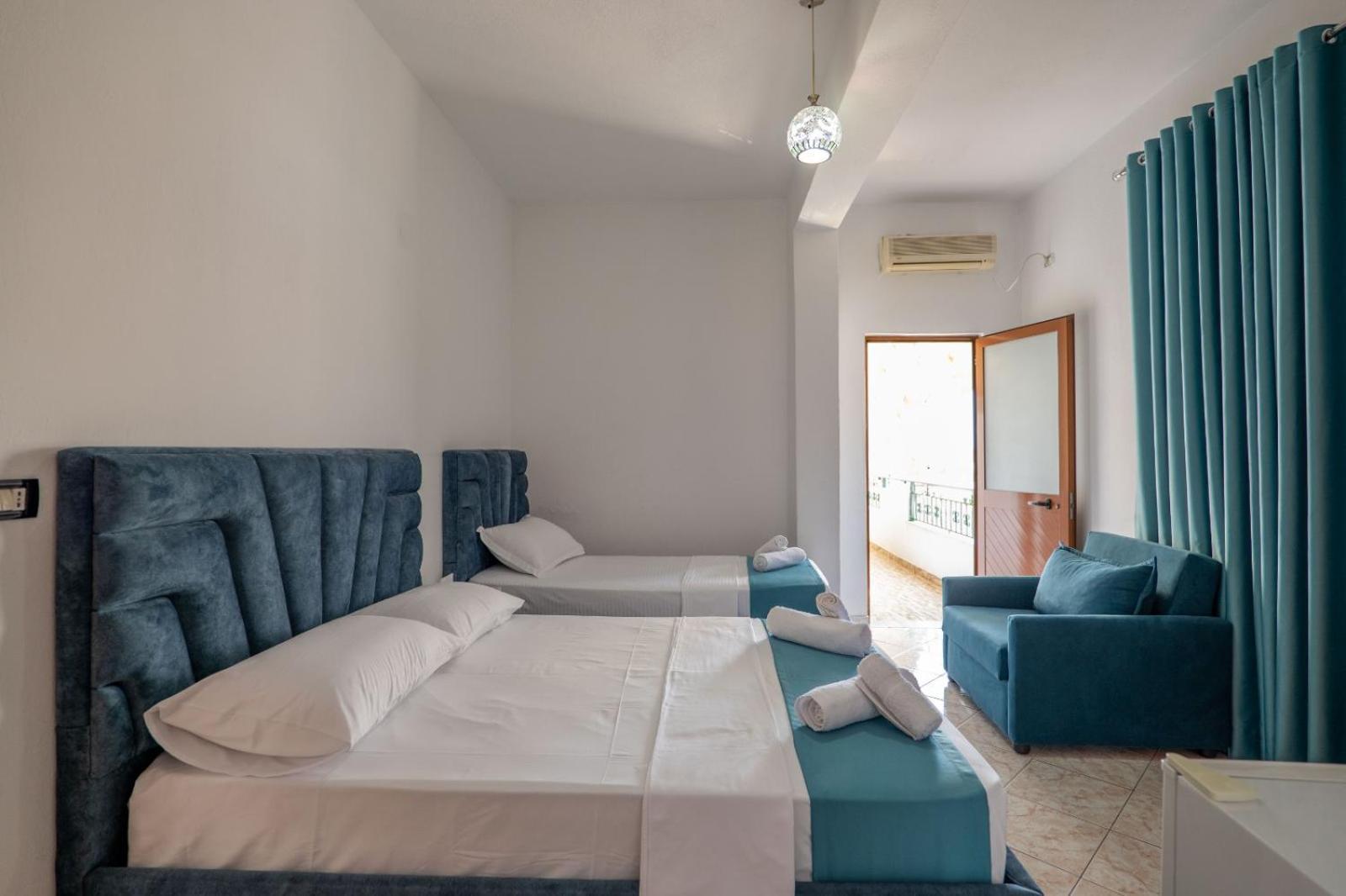 Hotel Vila Vilson Sarandë Buitenkant foto